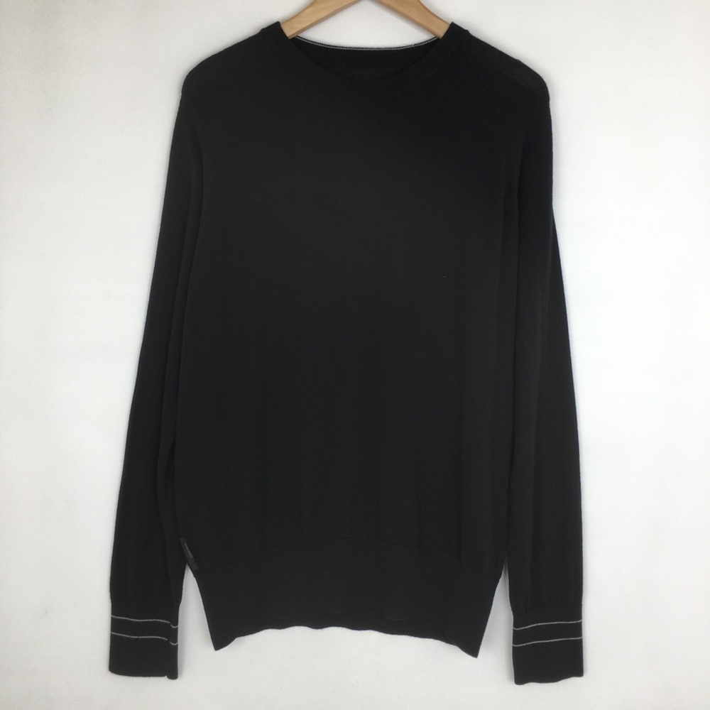 Icebreaker Men’s Merino Wool Lightweight Sweater Black Crewneck Pullover